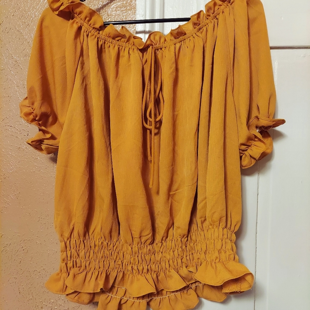 Blouse.